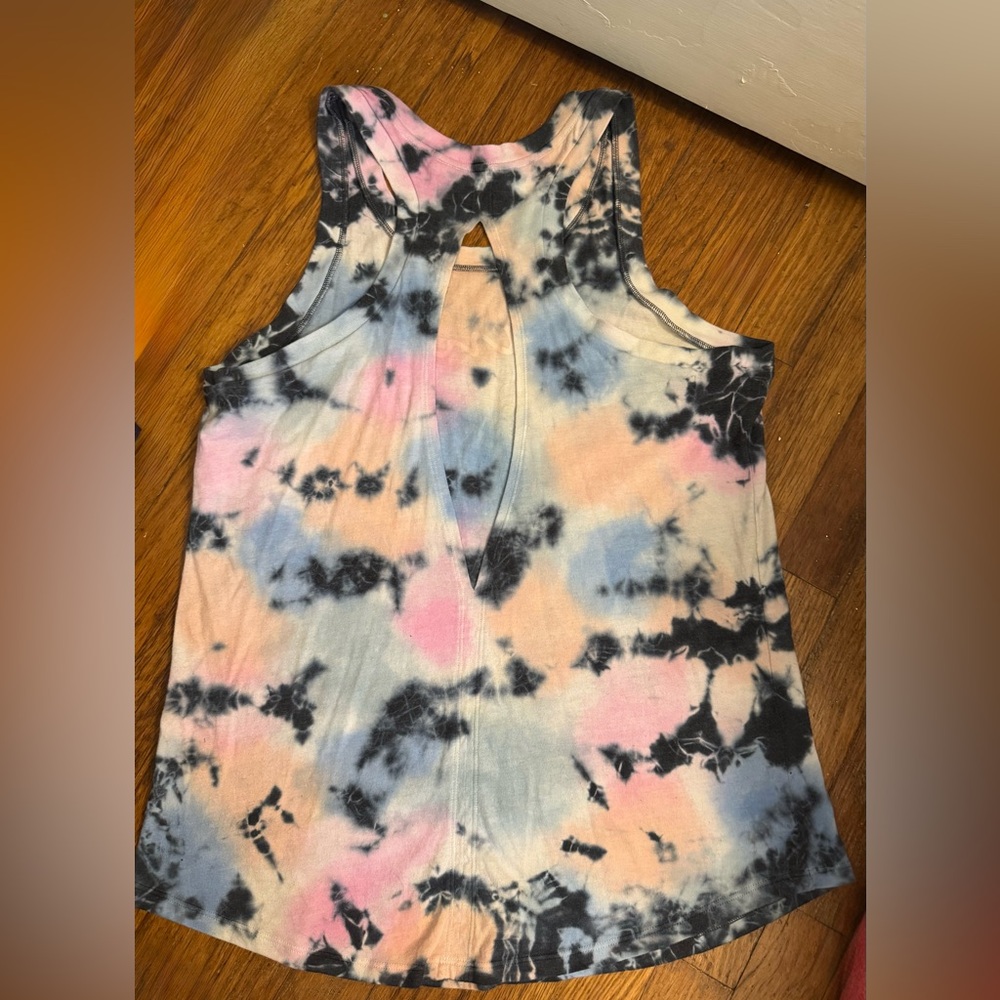 PINK Tie-Dyed Tank ~ Size M ~ - Picture 4 of 5